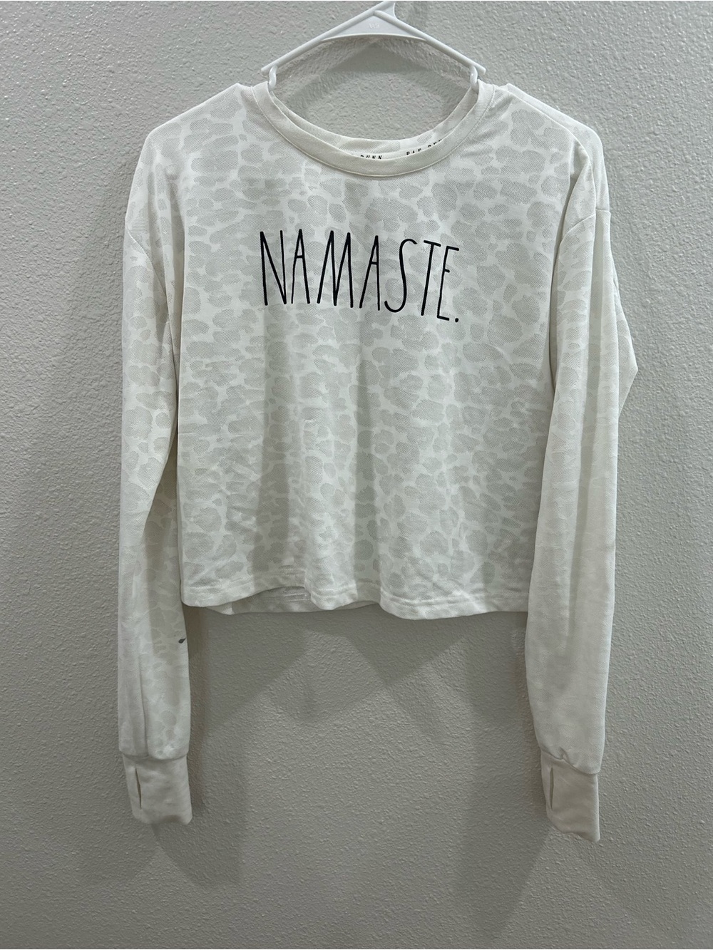 Rae Dunn White Cropped 'NAMASTE.' Sweatshirt